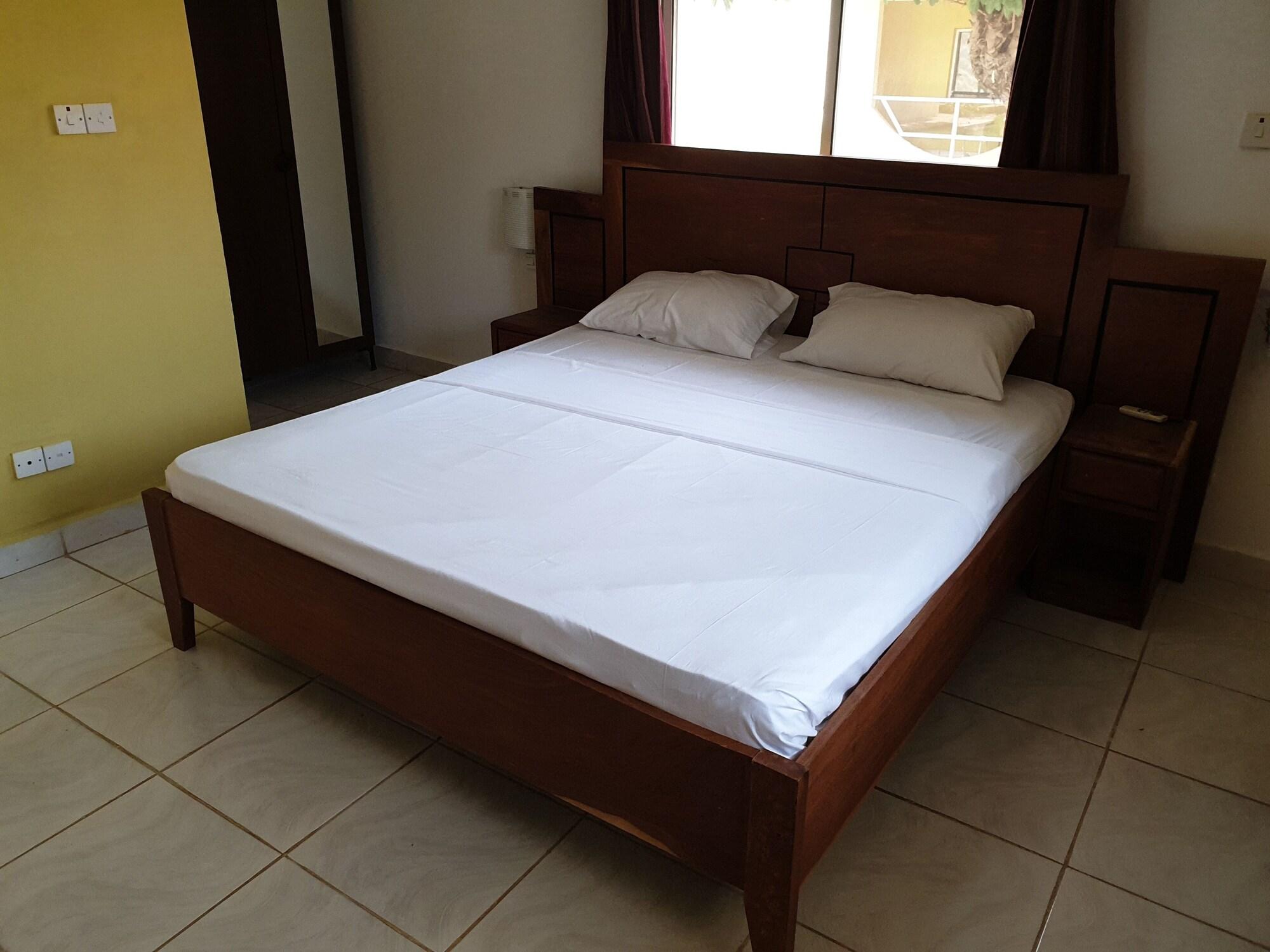 Djeliba Resort Serrekunda Dış mekan fotoğraf